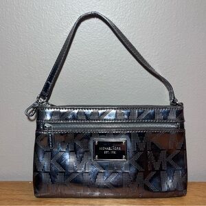 Michael Kors Jet Set Metallic Large Wristlet